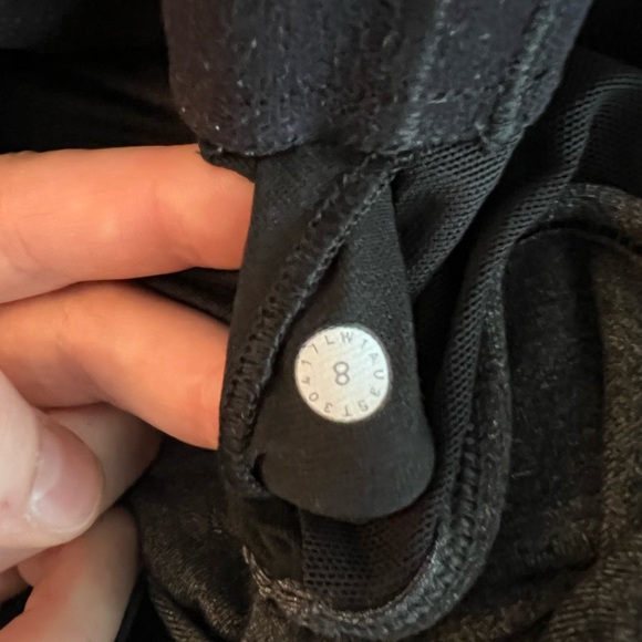 Lululemon Power Y Tank - Picture 2 of 3